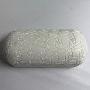 Oakley White Hard Shell Sunglasses Case – Logo Embossed